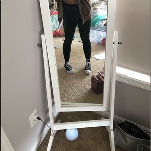 Lululemon Wunder Under 28” size 6